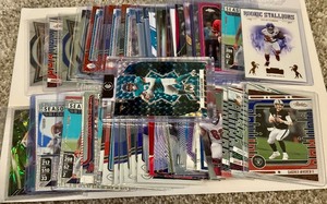 lot 98A image: Large Modern Football Card Lot - 2