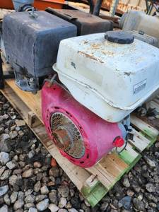 lot 49 image: Used HONDA Gas Engine