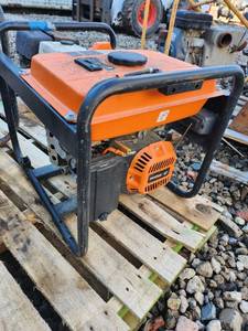 lot 53 image: Generac ST20K 2 Inch 158 GPM Semi-Trash Water Pump
