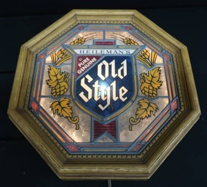lot 5 image: RARE VINTAGE BEER SIGN