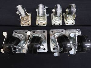 lot 30 image: CASTERS