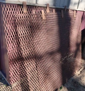 lot 51 image: METAL MESH (3 PIECES)