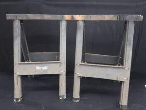 lot A16 image: SAW HORSES