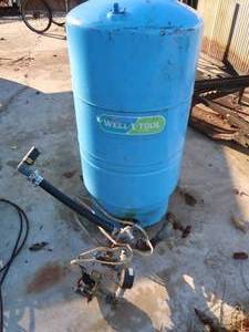 lot 70 image: WELL-X-TROL PRESSURE TANK