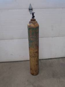 lot 109 image: WELDING TANK ARGON