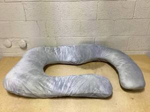 lot 404 image: PharMeDoc U-Shape Velvet Full Body Pillow and Maternity Support Pregnancy Pillow
