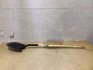 lot 470 image: Garden Round Point Shovel