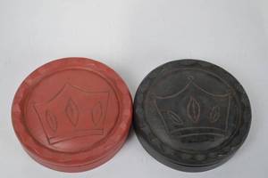 lot 7 image: Midwest Giant Checkers Crown King Storage Boxes