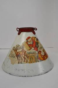 lot 23 image: Vintage Metal Christmas Tree Stand - 1940s