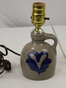 lot 48 image: Beaumont Brothers Pottery Table Lamp with Blue Heart -1996