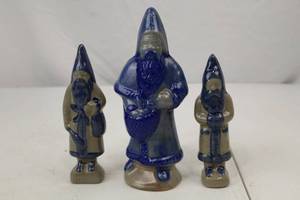 lot 49 image: Beaumont Brothers Pottery 1997 Blue Salt Glaze Stoneware Santa Figurines