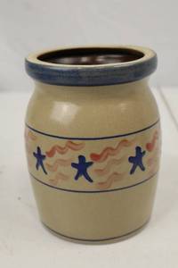 lot 50 image: Beaumont Brothers Pottery Stoneware Crock with Blue Stars and Red Waves, 6.5 in Tall