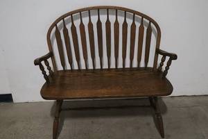 lot 71 image: Dinaire Windsor Style Oak Settee Bench, 40 in. Wide