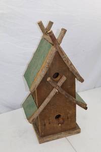 lot 98 image: Rustic Handmade Wooden Birdhouse, Green Roof, 24 Inch Tall
