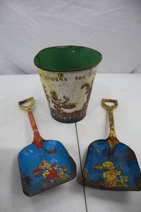 lot 117 image: Vintage Tin Litho Sand Pail and Shovel Set with Patriotic Graphics
