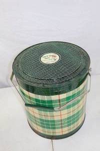lot 202 image: Vintage Tam OShanter Toter Fiberglass Insulated Picnic Cooler