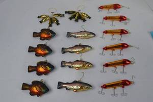 lot 281 image: Assorted Fishing Glass Christmas Ornaments Lot