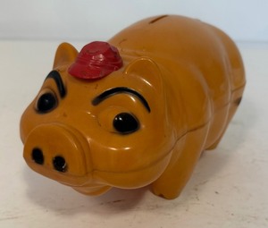 lot 30 image: Vintage 1950s era Plastic Piggy Bank 