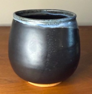 lot 52 image: Signed Matte Black & Blue Studio Pottery Vase