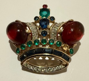 lot 56 image: Vintage Crown Trifari Alfred Philippe CROWN Brooch
