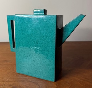 lot 60 image: Antique Green Glazed Yixing Zisha Teapot Qing Dynasty