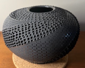 lot 84 image: Vintage Ismael Sandoval Black on Black Geometric Pottery Vase
