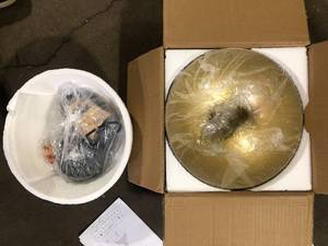 lot 33 image: ADSENSTY 1-Light Black Vintage Pendant Light Adjustable Ceiling Hanging Lights with Metal Shade  Customer Returns See Pictures