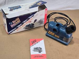 lot 11 image: Drill Doctor 300 Drill Bit Sharpener