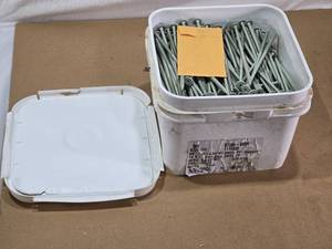 lot 12 image: 500 (approx) Count Gray Ecoat 14 x 12 Nail Base with Drill Point Nails Including Drive Bit