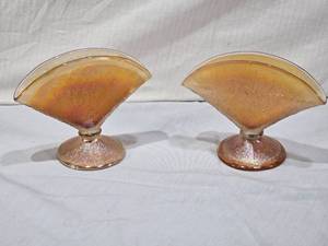 lot 33 image: Pair of Amber Iridescent Glass Fan Vases