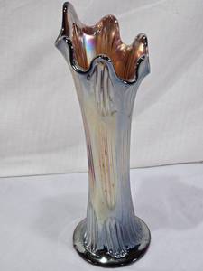 lot 55 image: Fenton Diamond & Rib Amethyst Carnival Glass Vase