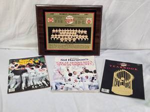 lot 63 image: Minnesota Twins 1987 World Champions Plaque, 1991 World Series Sports Illustrated, Sid Hartman Great Minnesota Sports Moments