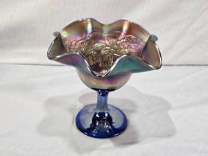 lot 68 image: Fenton Carnival Glass Peacock & Urn Compote
