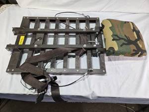 lot 89 image: Folding Tree Stand with Camouflage Seat