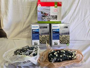 lot 102 image: Philips Heavy Duty Net Lights, 2 Bags of LED Xmas Lights and Decor Light Clips