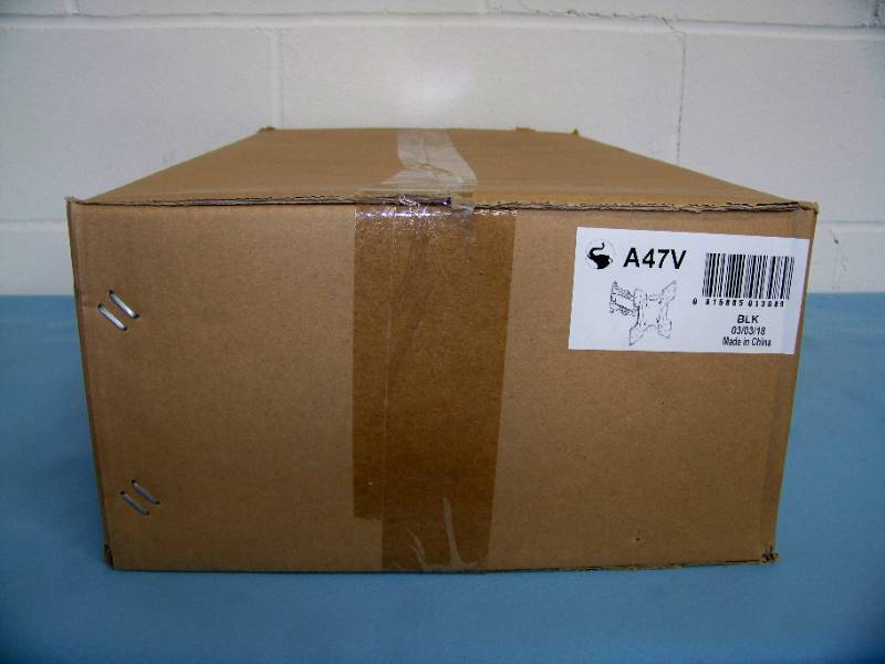 lot 118 image: Crimson AV A47V Articulating TV  Television  Monitor Wall Mount for 13 to 55 - NEW IN BOX