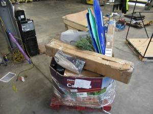 lot 110 image: Pallet of Store Overstock and Ecommerce Product and Returns