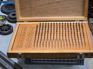lot 11 image: .061.250 Plug Gage Set M-1 with Wooden Case