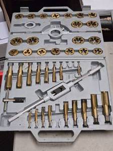 lot 33 image: Tap & Die Set with Case
