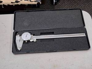 lot 38 image: 8 Caliper with Case