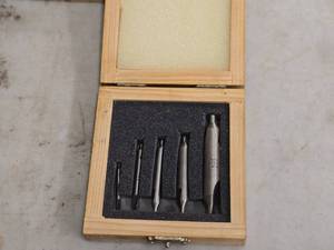 lot 67 image: #1-#5 60-degree HSS Center Drill Set 5-piece with Wooden Case