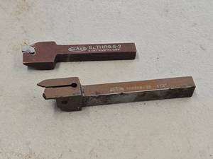 lot 132 image: Shars SLTHR9.5-2 Cut-Off Tool Holder 38x38, Ifanger 109R08-20 Grooving & Cut-Off Tool Holder