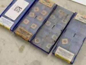 lot 169 image: Lot of (4 Boxes) CNC Carbide Insert Cutting Tools 10-count ( 40 total items )