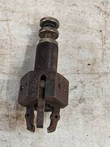 lot 194 image: CNC Lathe Bar Puller