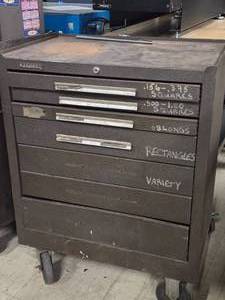 lot 2 image: Rolling Tool Box