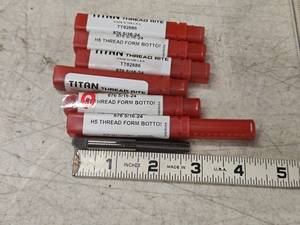 lot 220 image: Lot of (6) Titan Man Thread Rite 876 516-24 H5 Thread Form Bottom TT82886 (in original packaging)