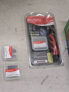 lot 254 image: Shaviv Deburring Tool (in original packaging) with (2 packs) Cobalt Blades 10xB10S