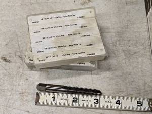 lot 235 image: Lot of (10) 38-16 UNC H3 3 Flute Plug Spiral Point Tap (in original packaging)