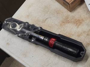 lot 277 image: Craftsman 38-drive Torque Wrench with Case