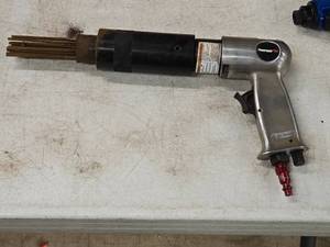 lot 269 image: Powermate Px Pneumatic Needler
